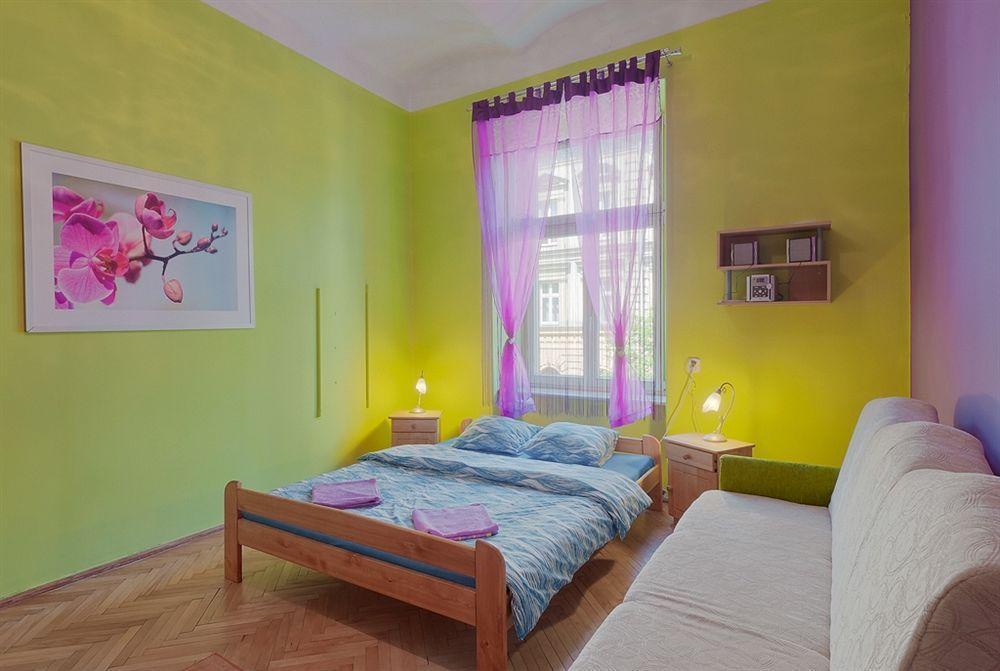 Hostel 70S Krakow Luaran gambar