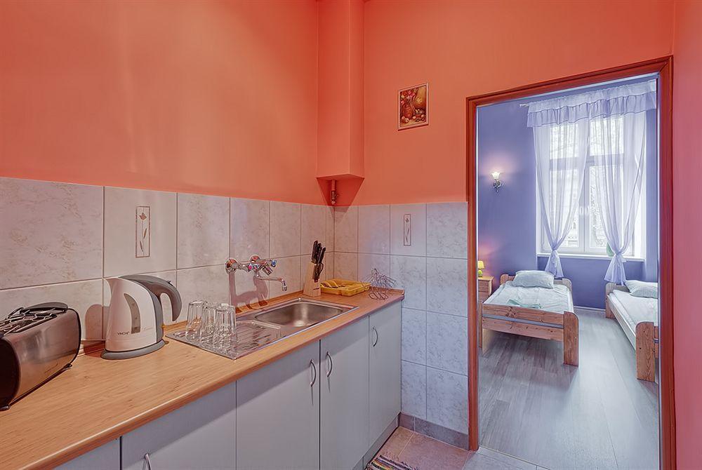 Hostel 70S Krakow Luaran gambar