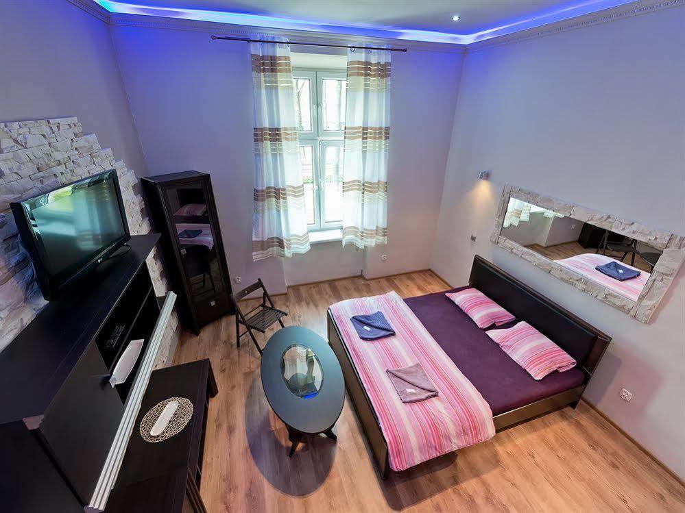 Hostel 70S Krakow Luaran gambar