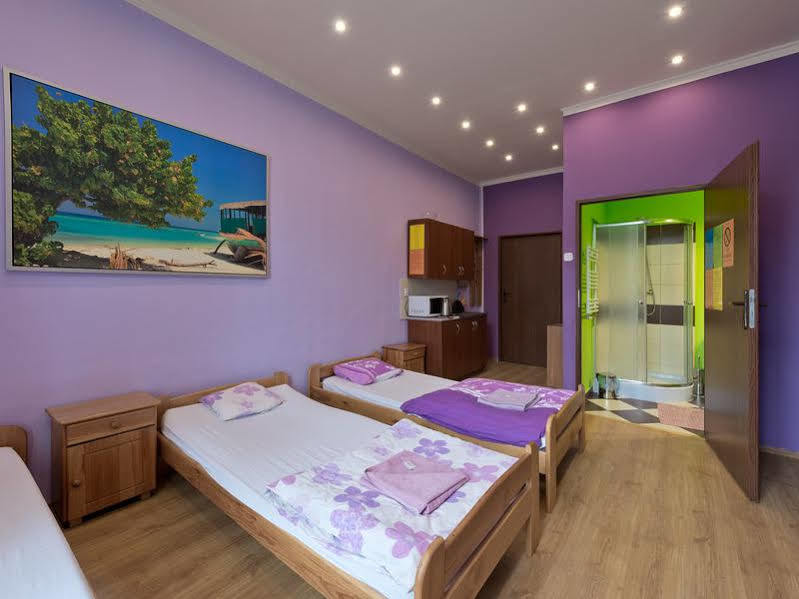 Hostel 70S Krakow Luaran gambar