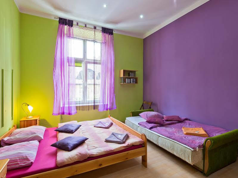 Hostel 70S Krakow Luaran gambar