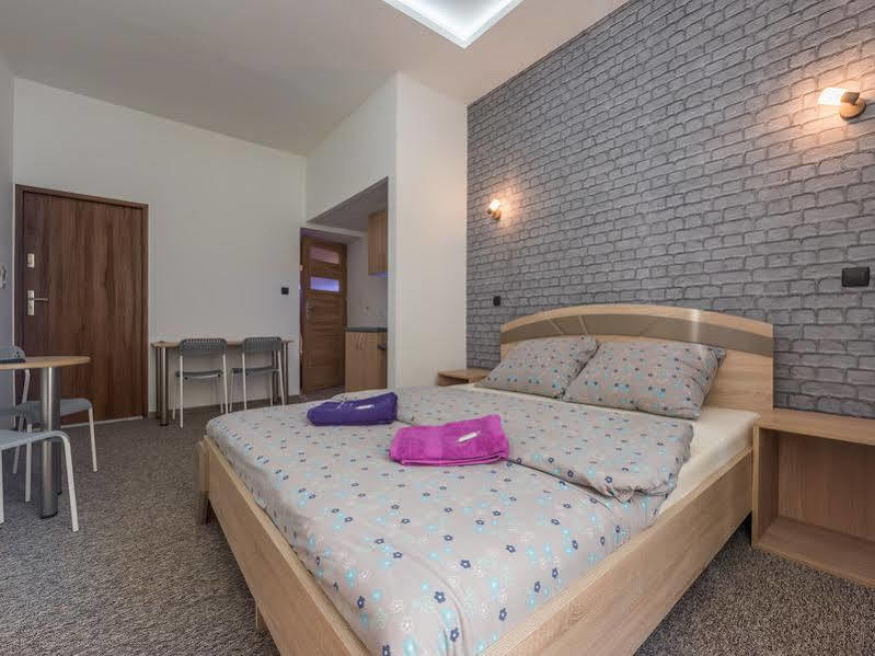Hostel 70S Krakow Luaran gambar