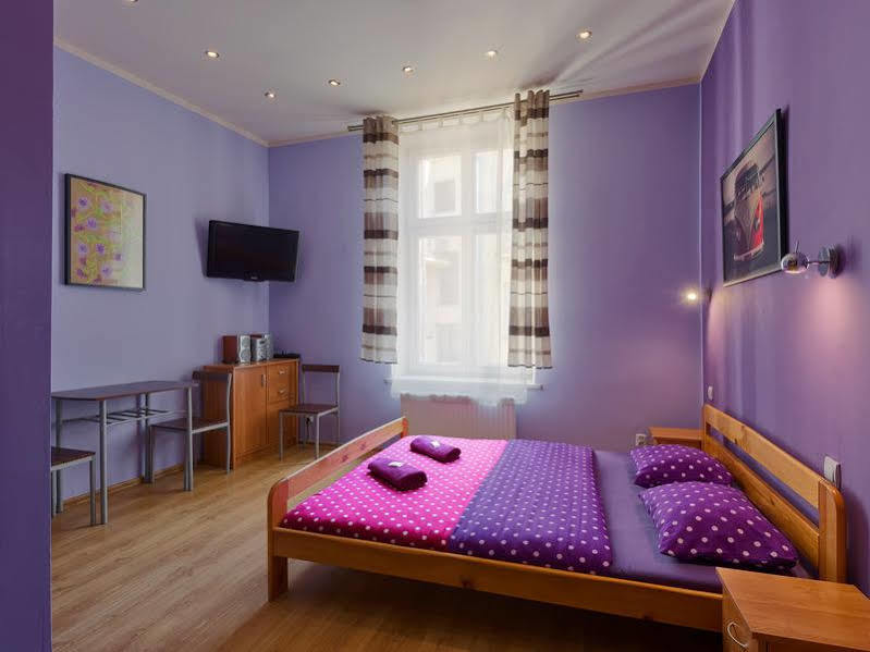 Hostel 70S Krakow Luaran gambar